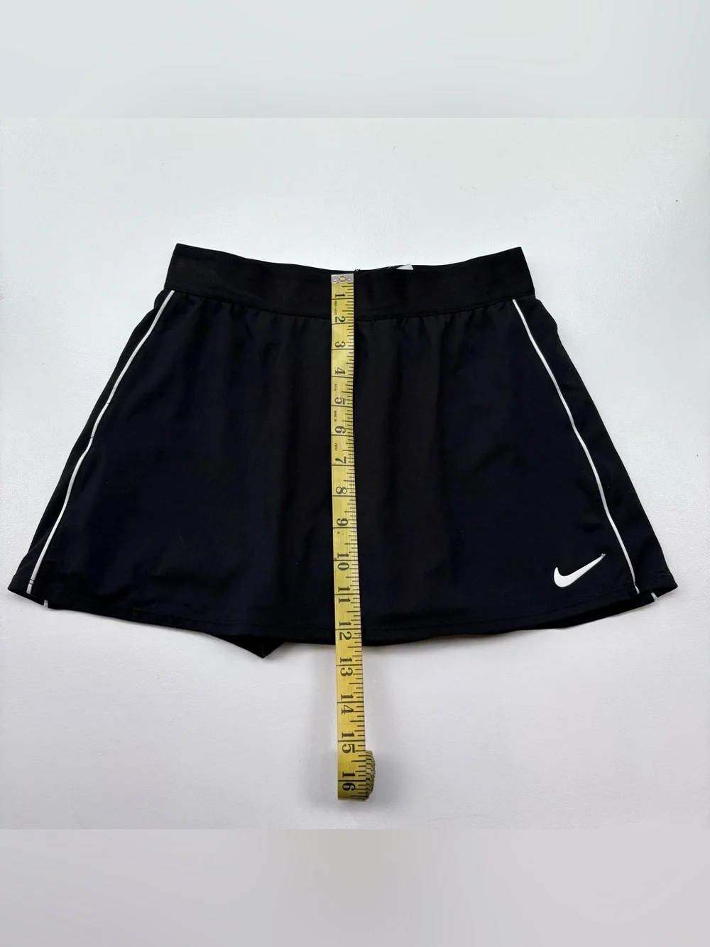 Nike Black Skort with White Piping - Picture 3 of 7